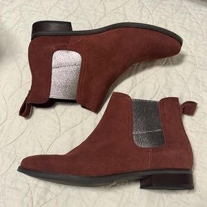 Toms muscat suede Ella Chelsea boot 8.5